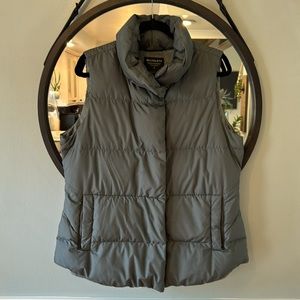 Athleta Grey Puffer Vest